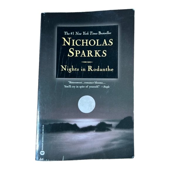 Autographed Nights of Rodanthe Book‎ - Picture 1 of 4